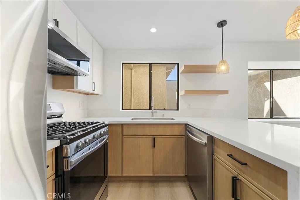 10219 Pinewood 2, Tujunga, California 91042 home-pic-9